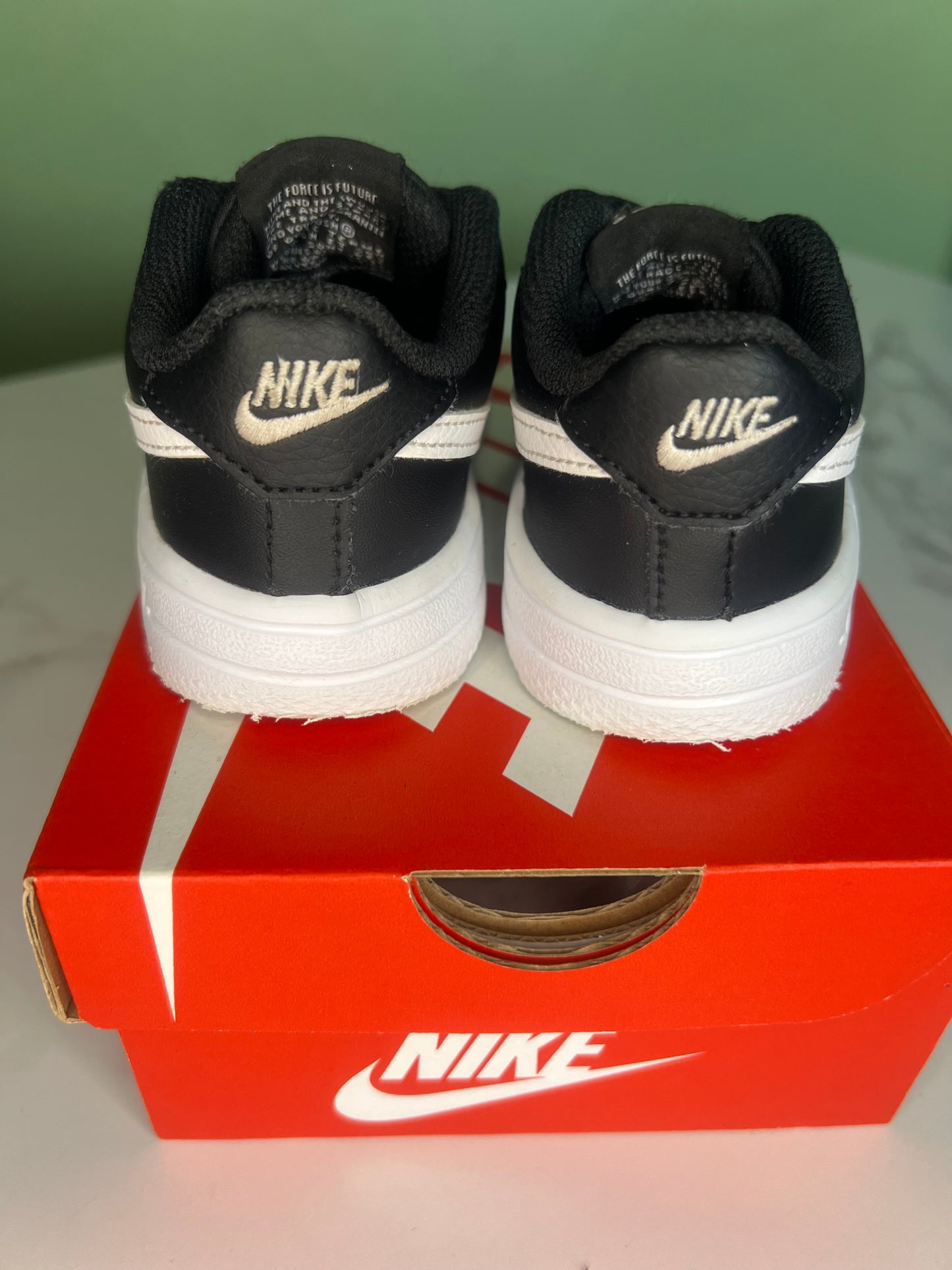 Nike Force 1 '18 (TD) Black and White Sneakers 7C