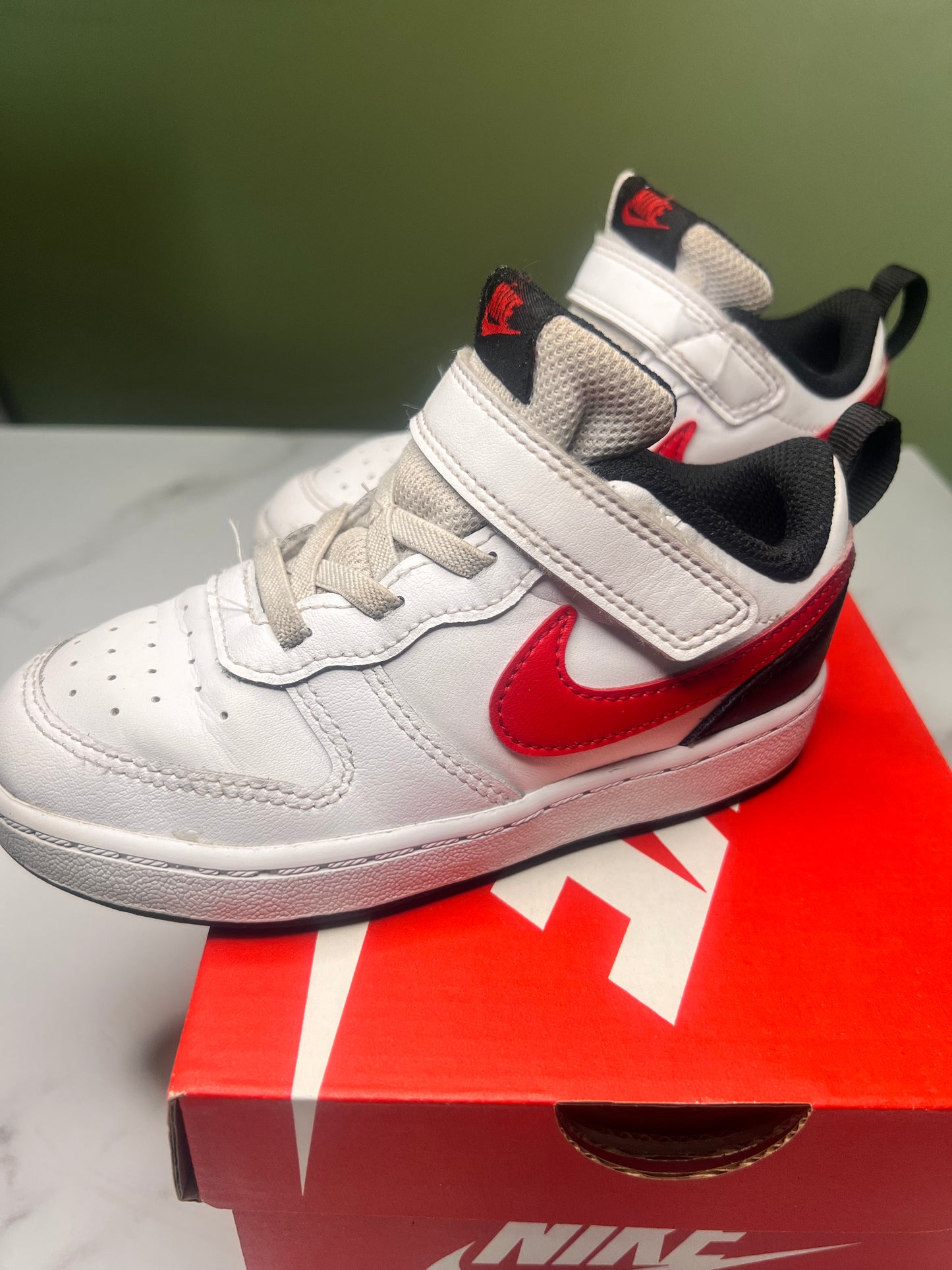 Nike Court Borough (TD) Black White Red 9C