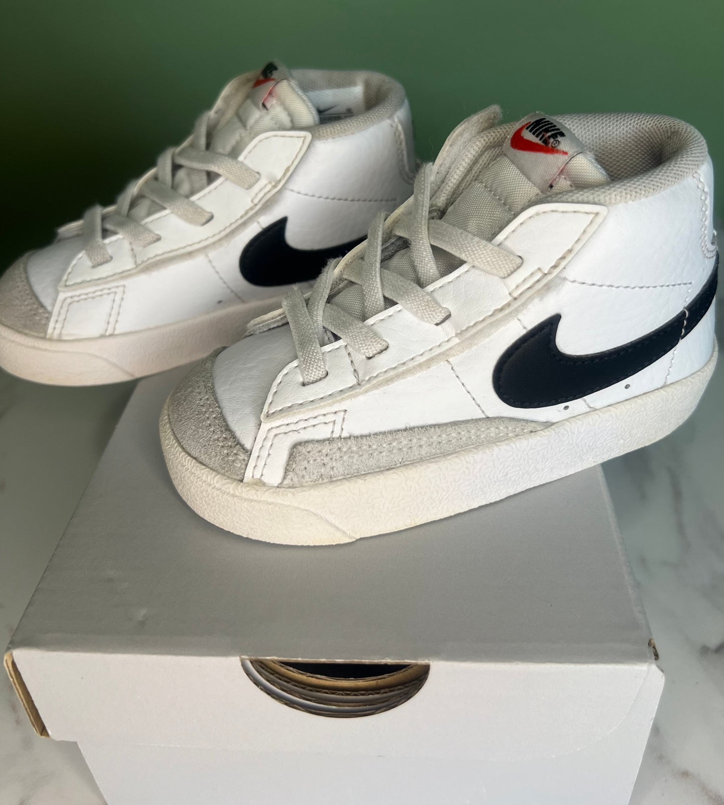 Nike Blazer Mid 77 (TD) White, Black & Grey Sneakers 7C