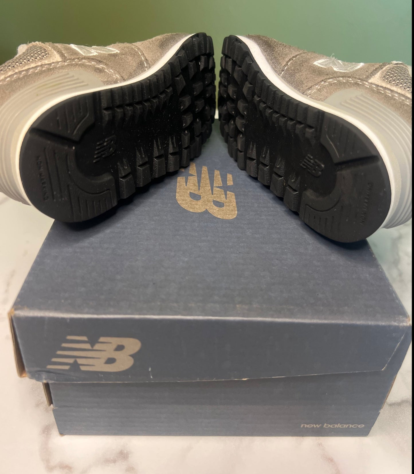 New Balance 574 Gray White Sneakers (TD) 7C
