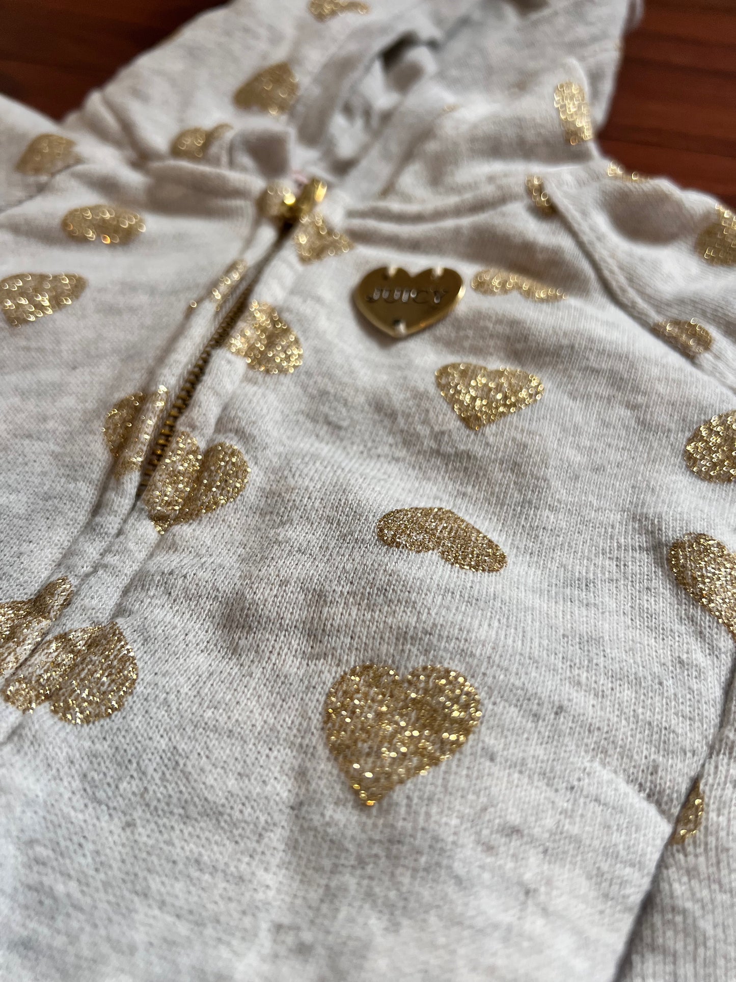 Juicy Couture Gold & Cream Heart Shirt w/Hood