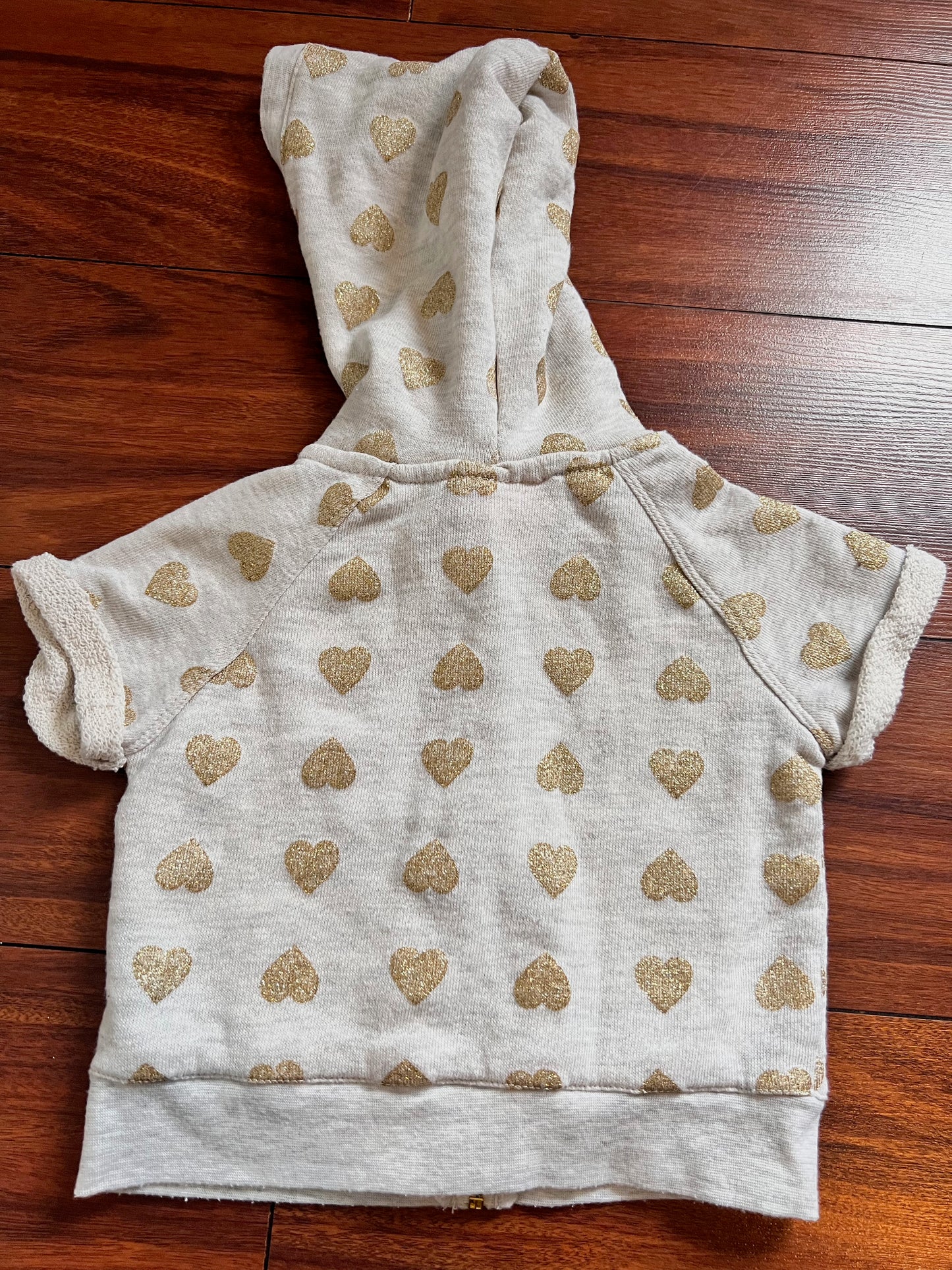 Juicy Couture Gold & Cream Heart Shirt w/Hood